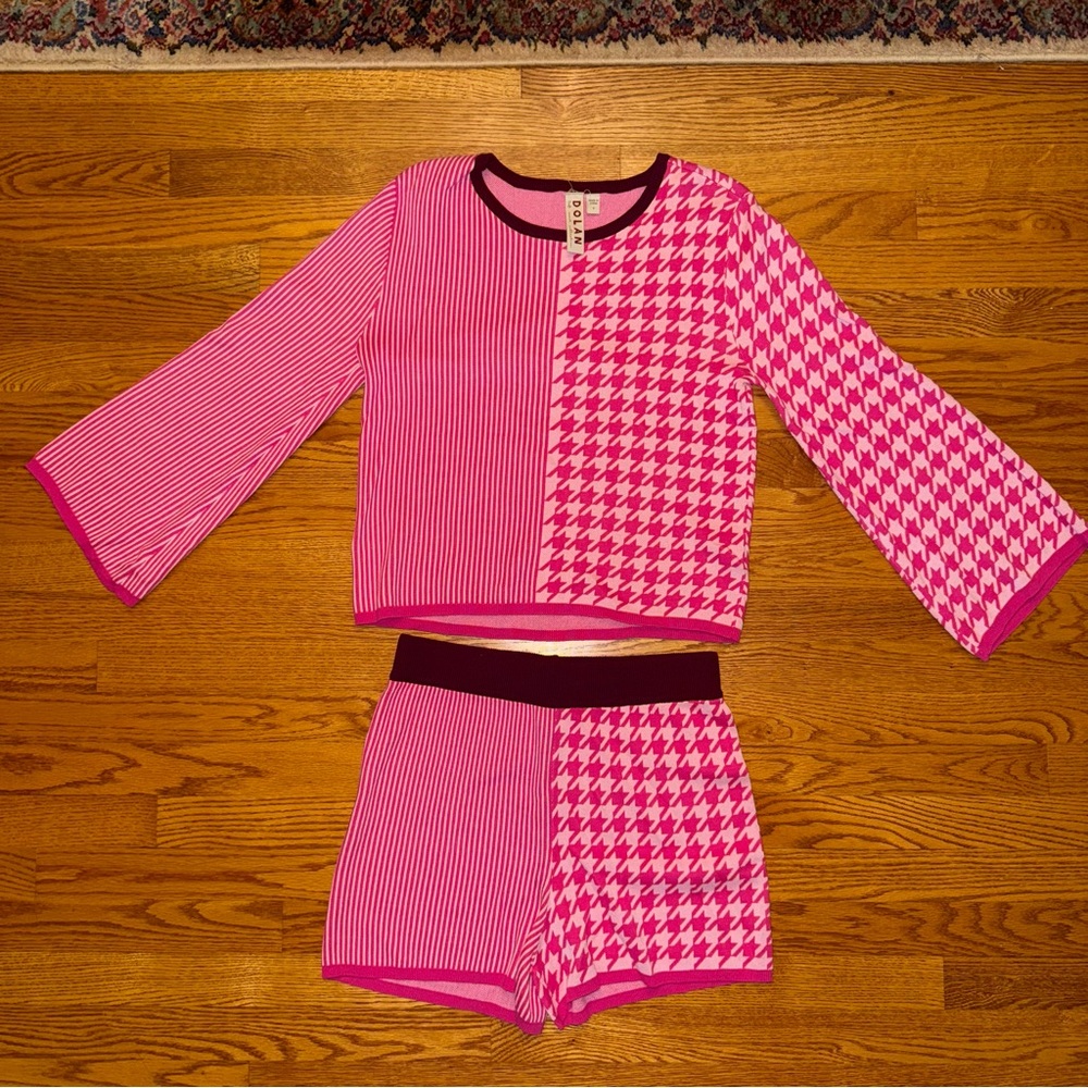 NWOT Anthropologie Women’s Burgundy & Pink Houndstooth Lounge Set